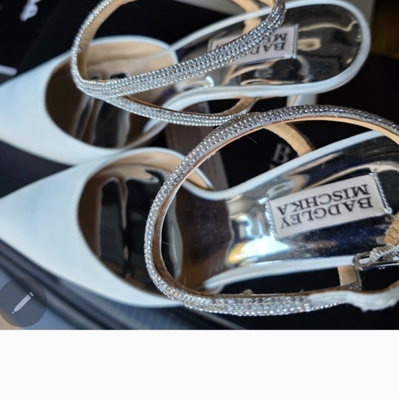 Sam BM - Picture 3 of 6